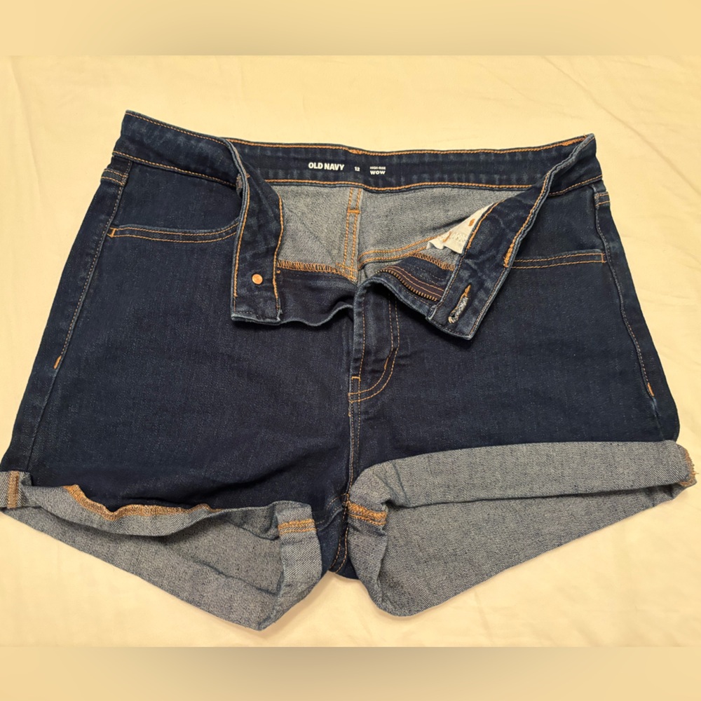 Old Navy Wow Short